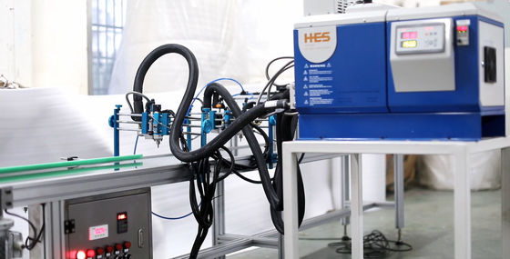 Auto-Luftfilter-heiße Schmelzkleber-Maschine 6pcs/Min Hot Melt Dispenser Lines