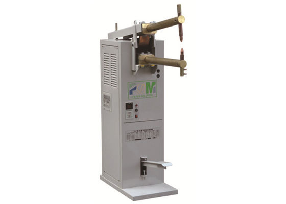 Justierbarer Luftfilter-Draht Mesh Foot Operated Spot Welder